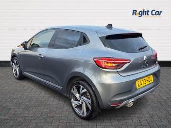 Used Renault Clio 2023 for sale - 77232304: Photo