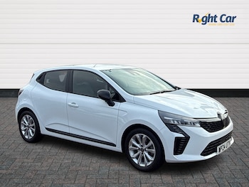 Used Renault Clio 2024 for sale - 77256534: Photo