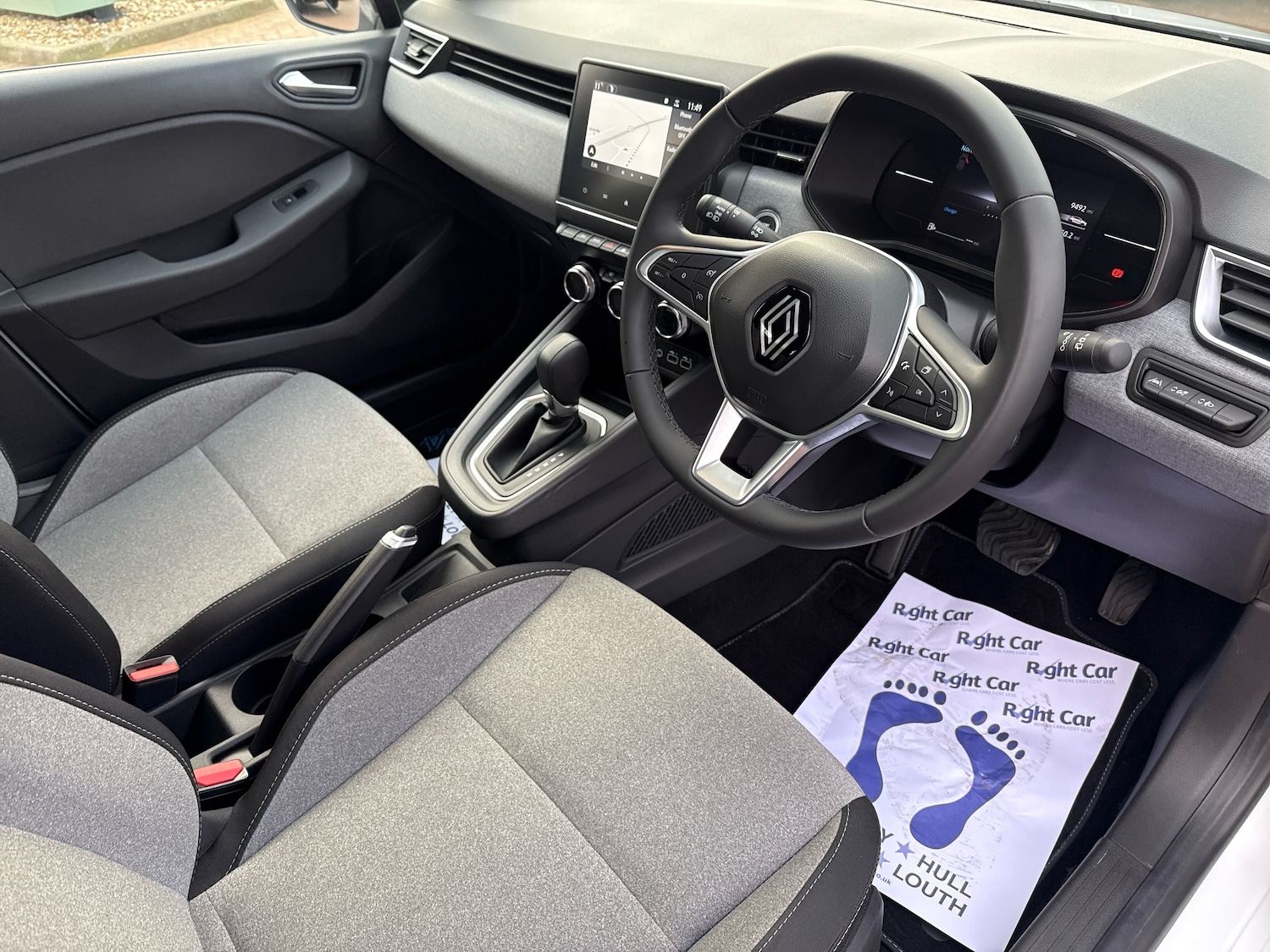 Used Renault Clio 2024 for sale - 77256534: Photo 6