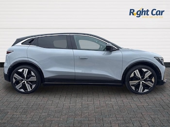 Used Renault Megane E Tech 2023 for sale - 79293939: Photo