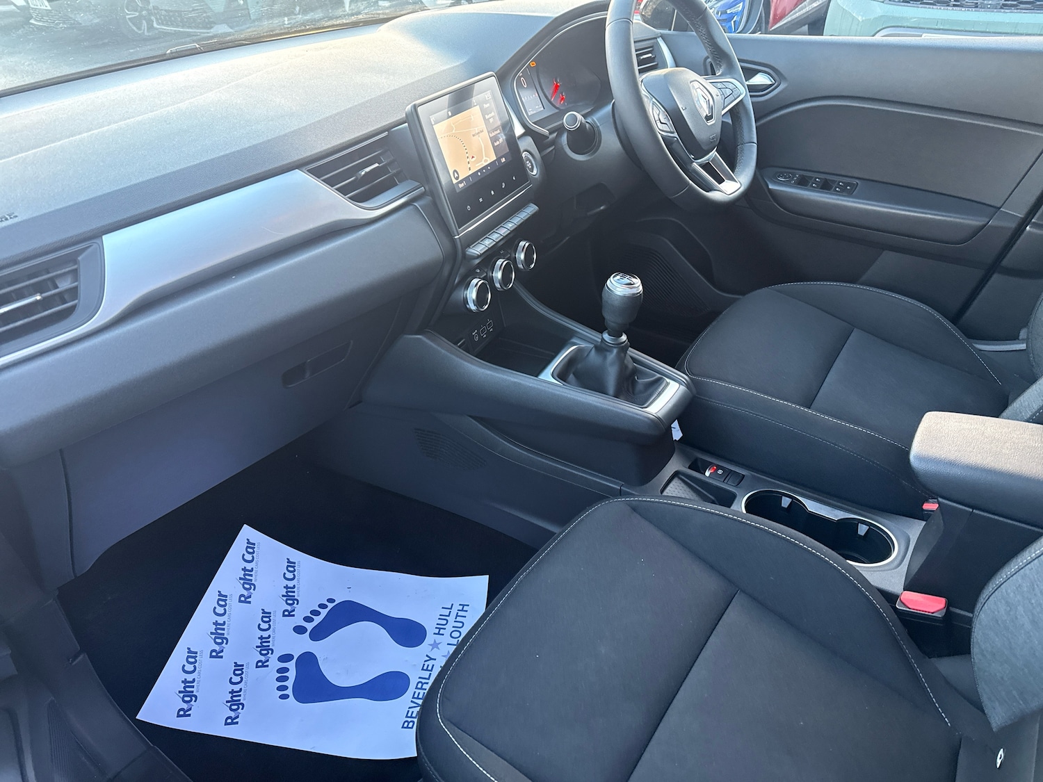 Used Renault Captur 2021 for sale - 77281166: Photo 2