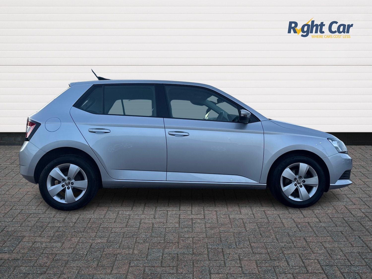 Used Skoda Fabia 2017 for sale - 77360629: Photo 4