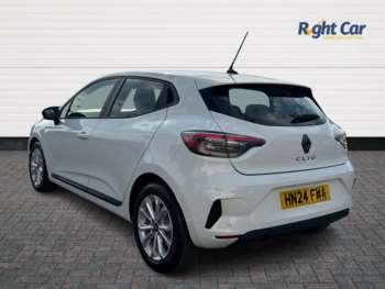 Used Renault Clio 2024 for sale - 74714936: Photo