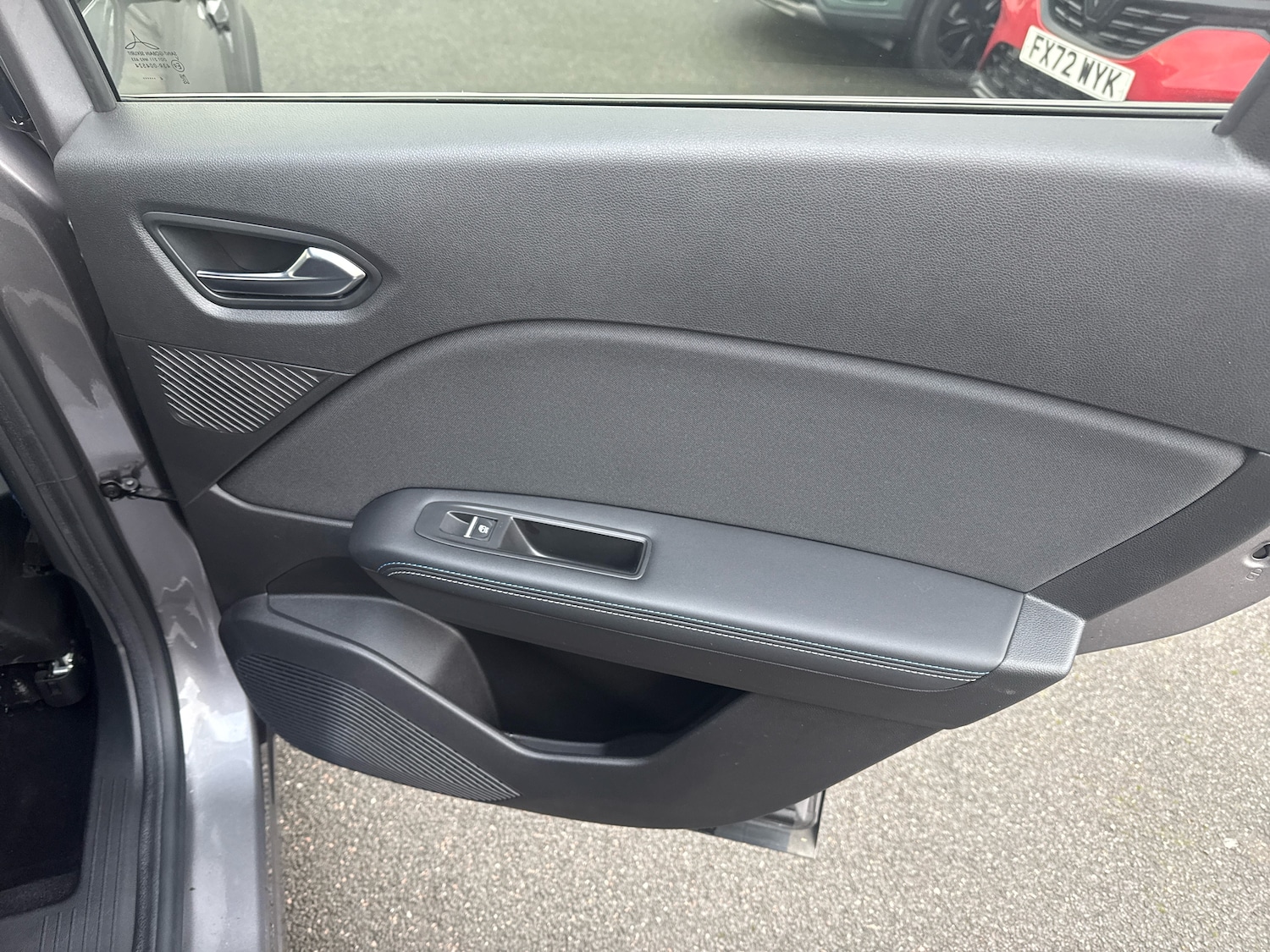 Used Renault Other 2024 for sale - 77232301: Photo 11