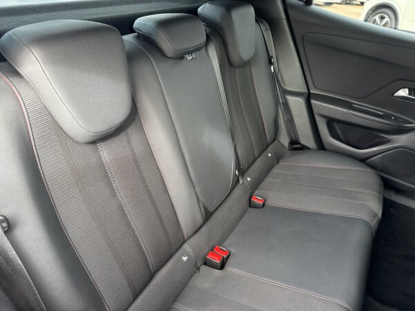 Used Vauxhall Mokka 2023 for sale - 76044732: Photo 10