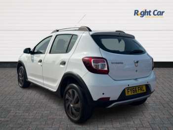 Used Dacia Sandero Stepway 2016 for sale - 74863409: Photo