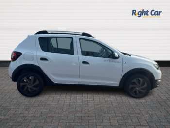 Used Dacia Sandero Stepway 2016 for sale - 74863409: Photo