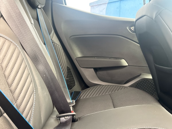 Used Renault Clio 2024 for sale - 76229538: Photo 11