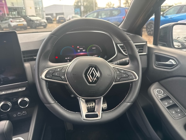Used Renault Clio 2024 for sale - 76229538: Photo 16