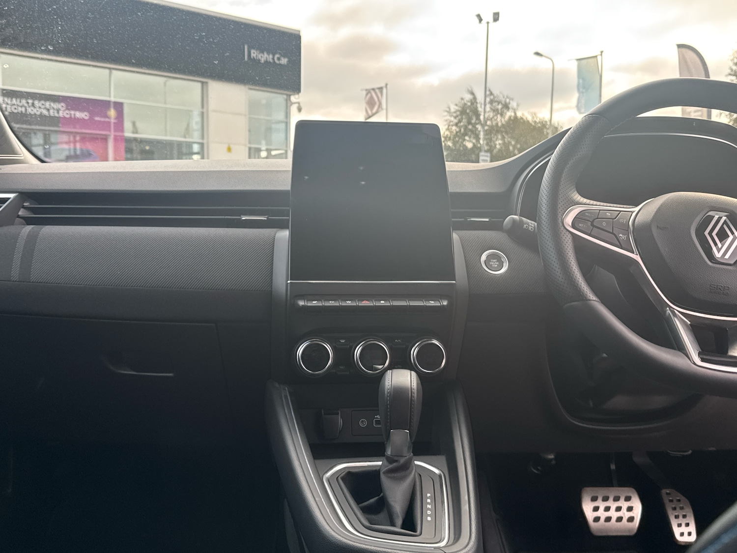 Used Renault Clio 2024 for sale - 76229538: Photo 8