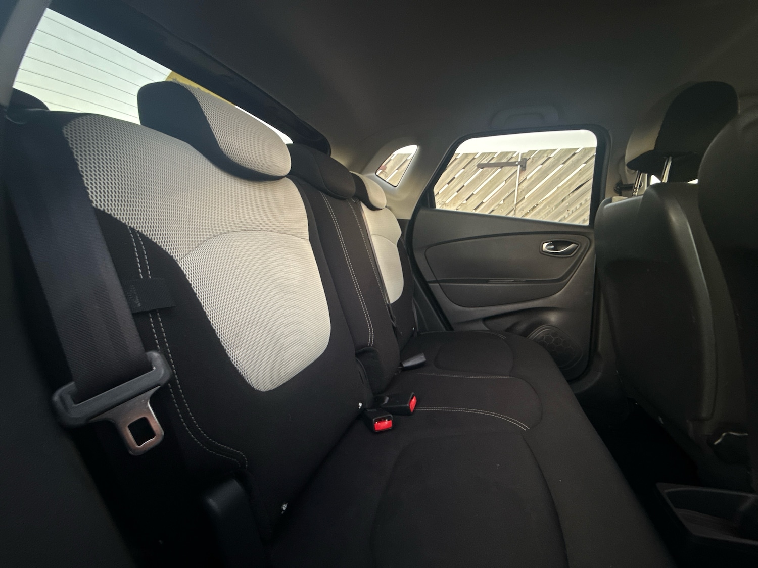 Used Renault Captur 2018 for sale - 77010560: Photo 10