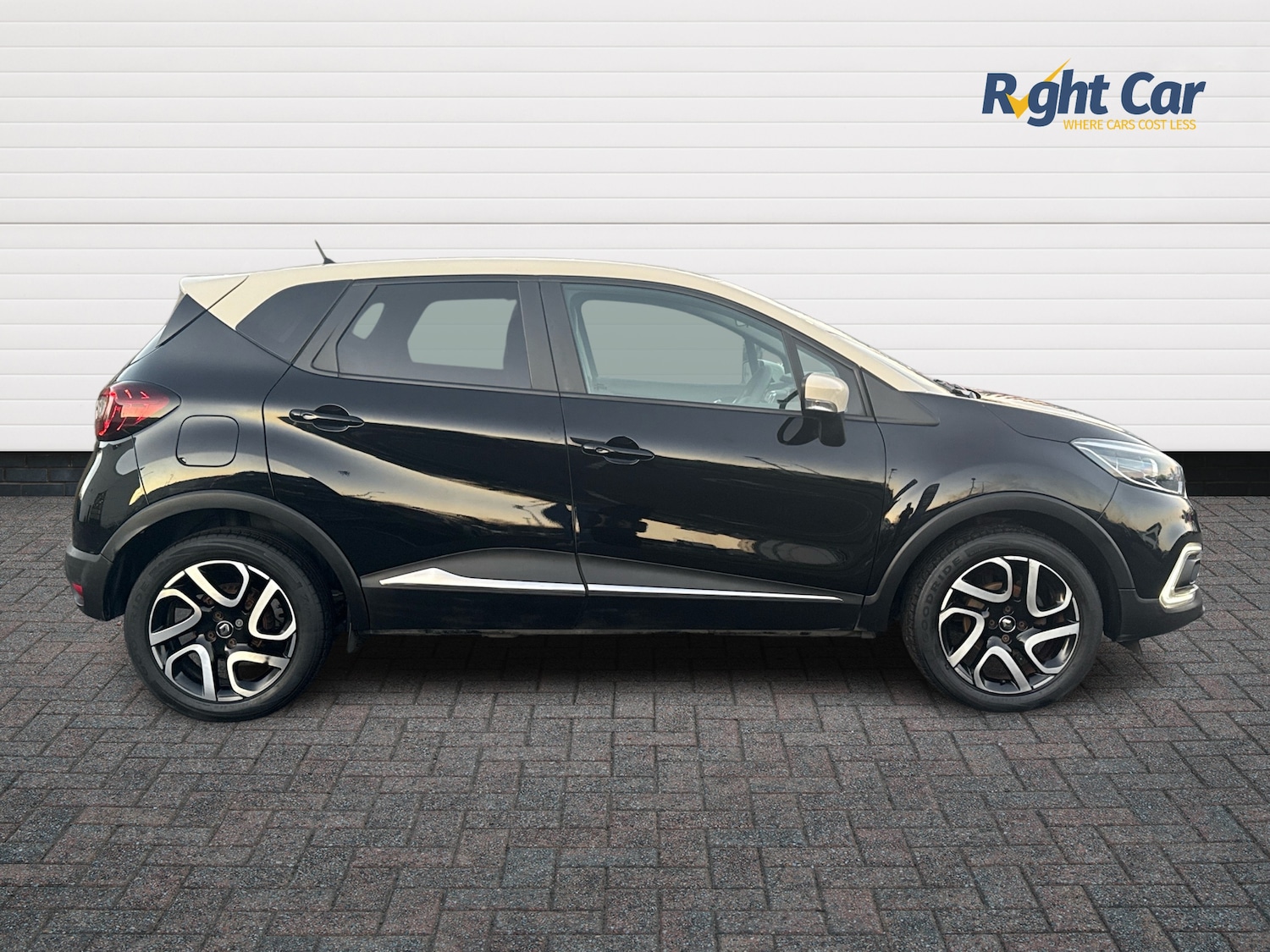 Used Renault Captur 2018 for sale - 77010560: Photo 4