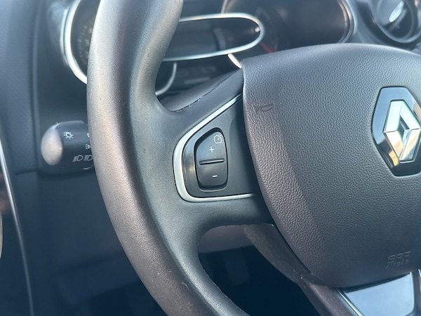 Used Renault Clio 2019 for sale - 76217373: Photo 15