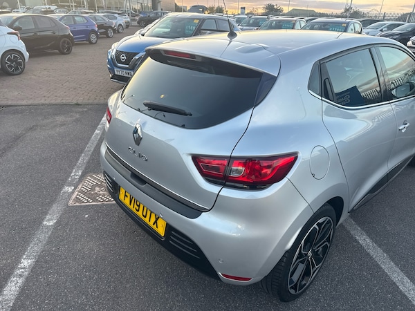 Used Renault Clio 2019 for sale - 76217373: Photo 20
