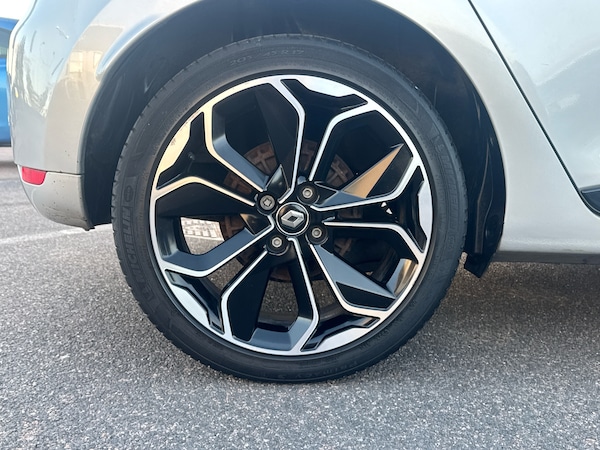 Used Renault Clio 2019 for sale - 76217373: Photo 5