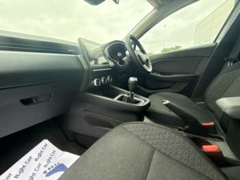 Used Renault Clio 2021 for sale - 74728114: Photo