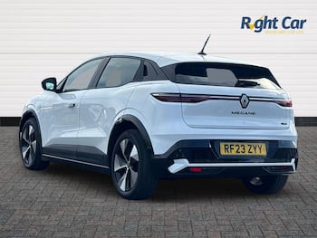 Used Renault Megane 2023 for sale - 79782731: Photo