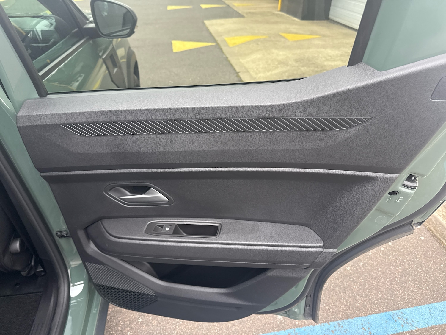 Used Dacia Duster 2024 for sale - 76586692: Photo 11