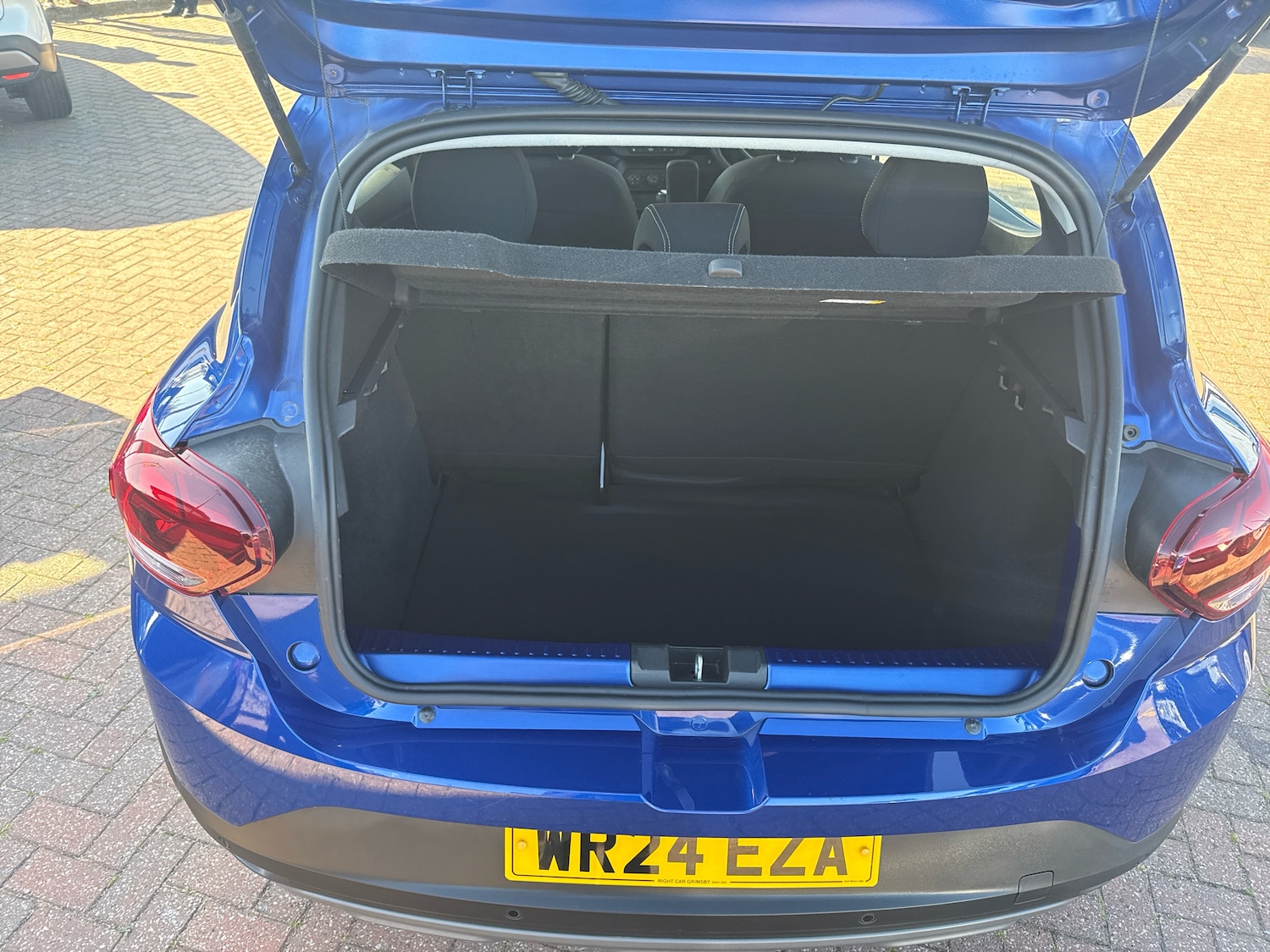 Used Dacia Sandero Stepway 2024 for sale - 76191222: Photo 9