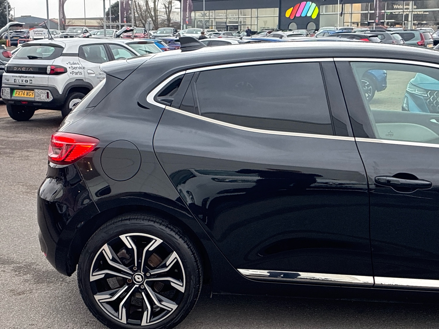 Used Renault Clio 2023 for sale - 77499777: Photo 17