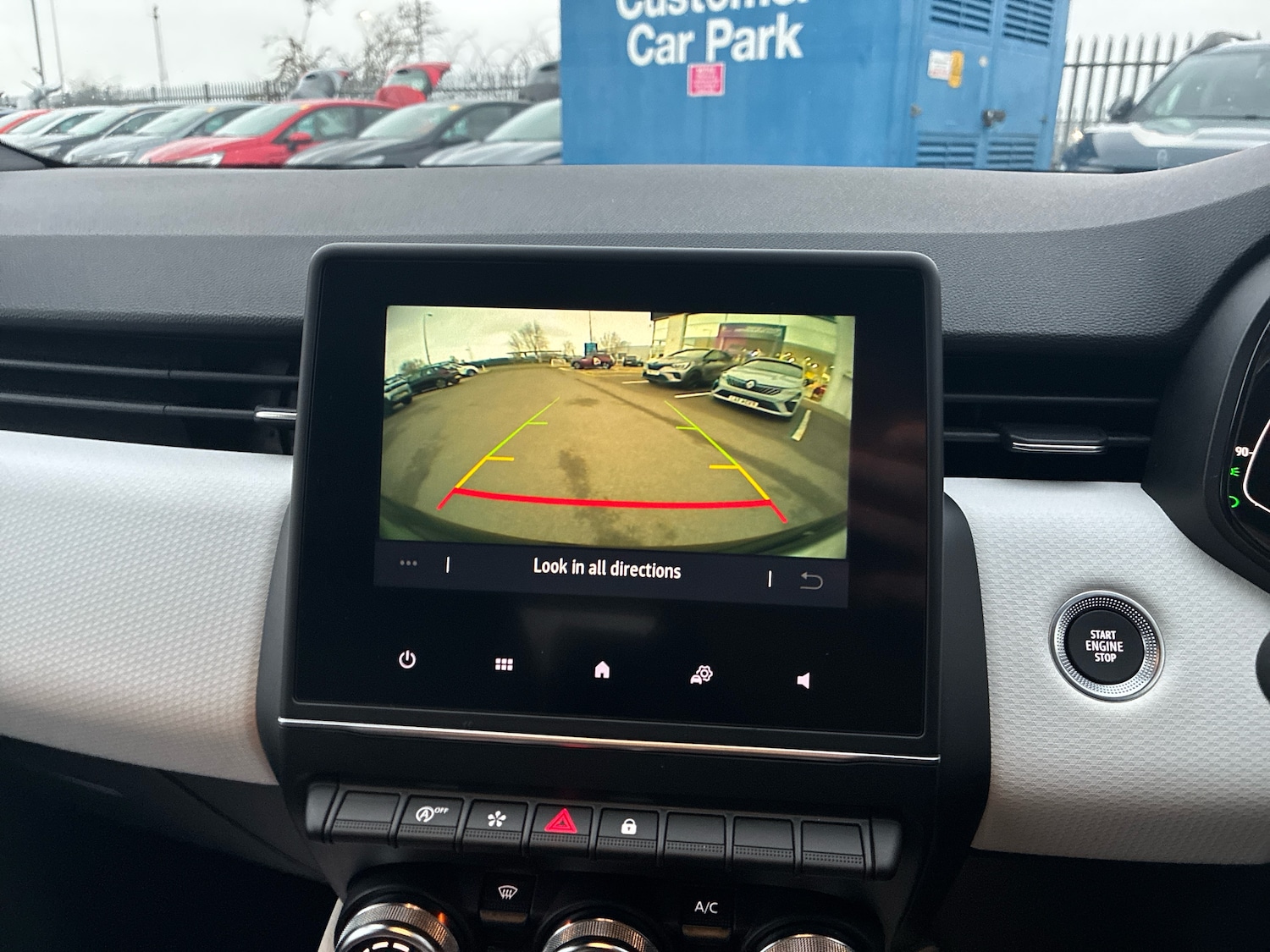 Used Renault Clio 2023 for sale - 77499777: Photo 31