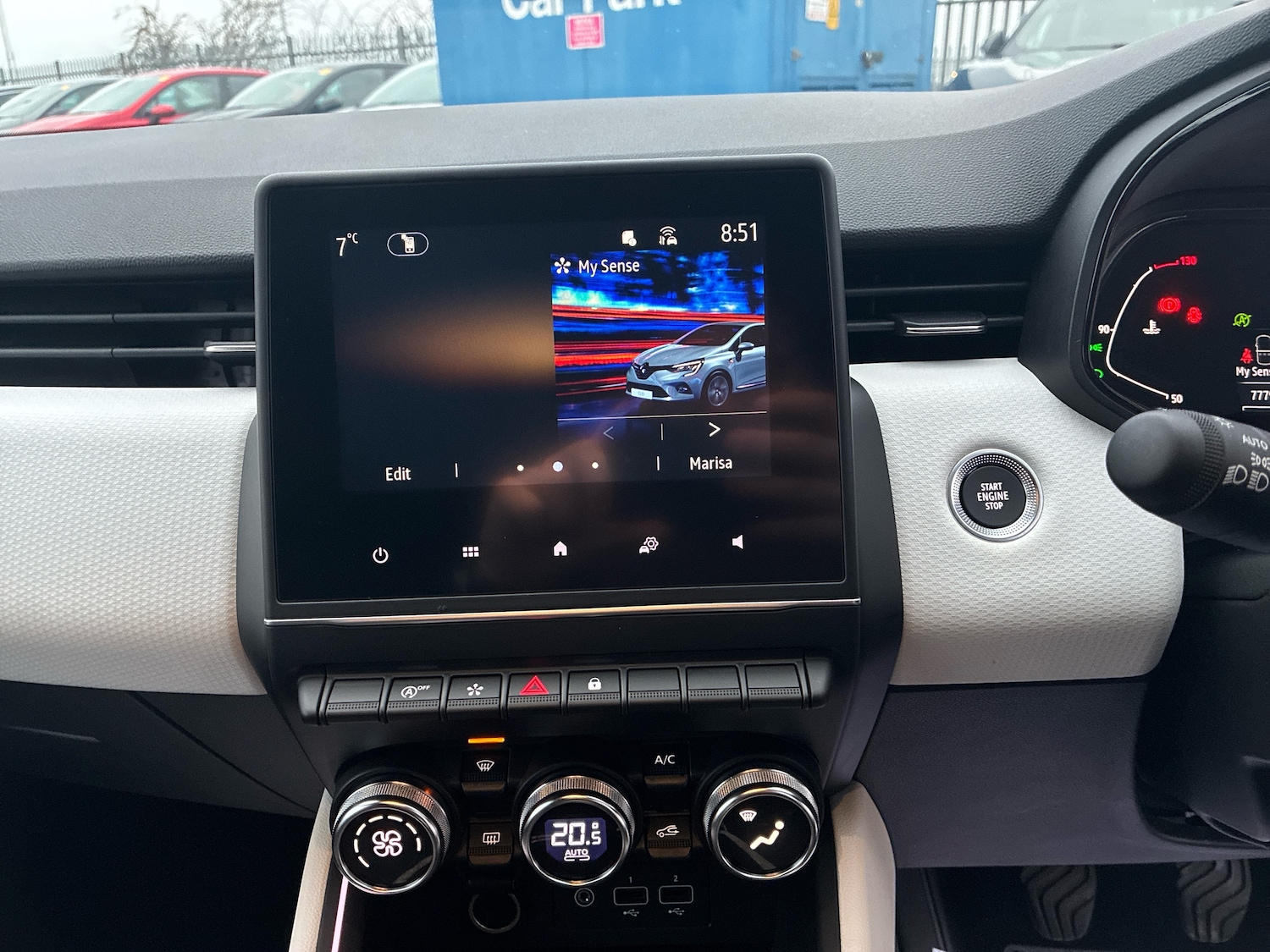 Used Renault Clio 2023 for sale - 77499777: Photo 8