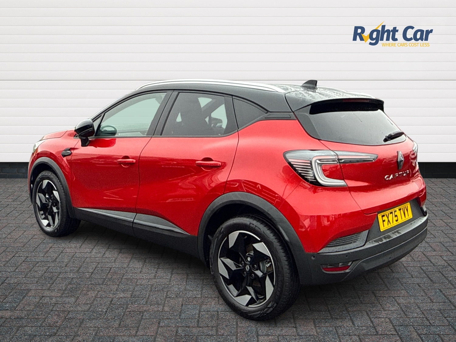 Used Renault Captur 2025 for sale - 77218894: Photo 3