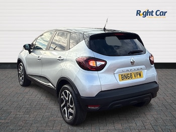 Used Renault Captur 2018 for sale - 76474738: Photo