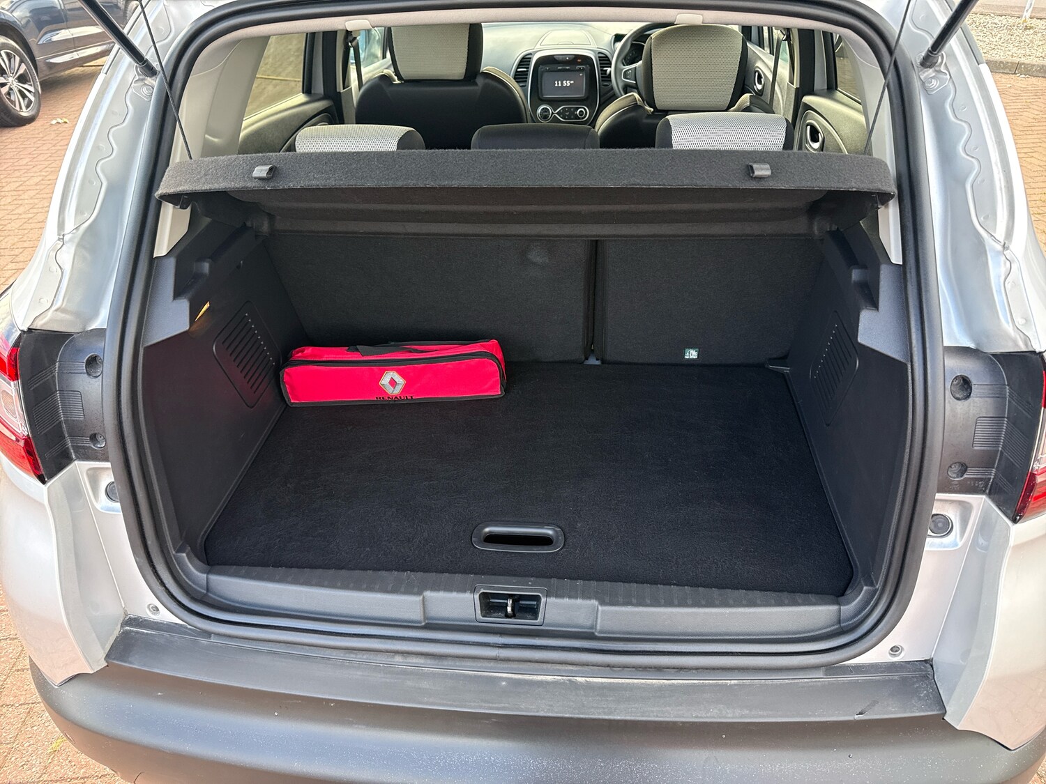 Used Renault Captur 2018 for sale - 76474738: Photo 9