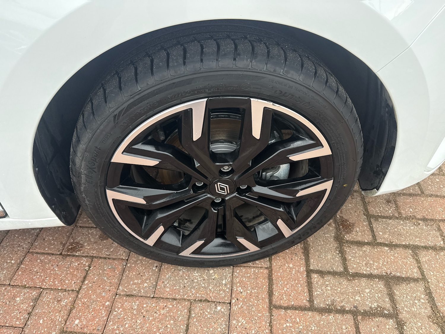 Used Renault Clio 2025 for sale - 76487118: Photo 5