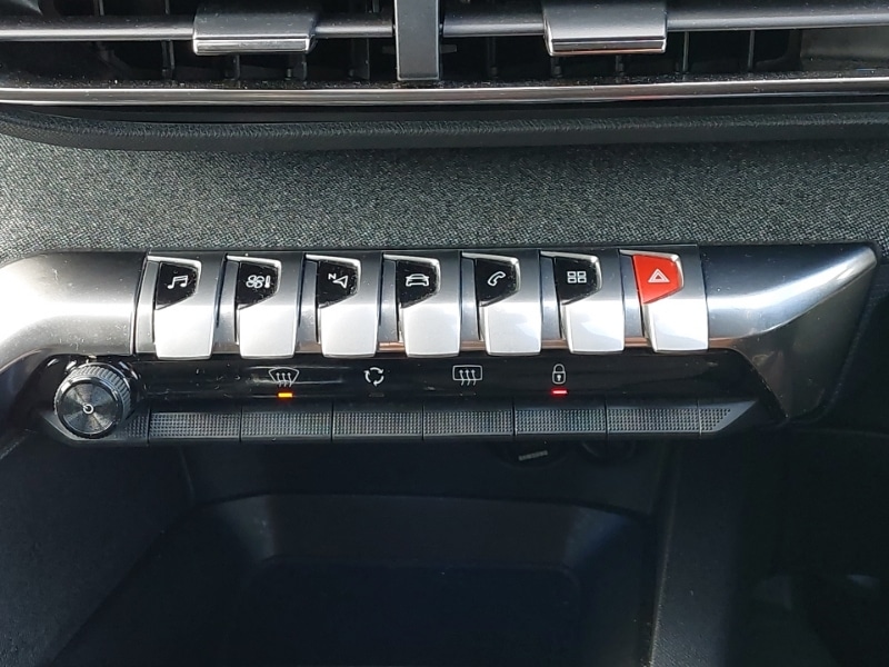 Used Peugeot 3008 2019 for sale - 76907263: Photo 12