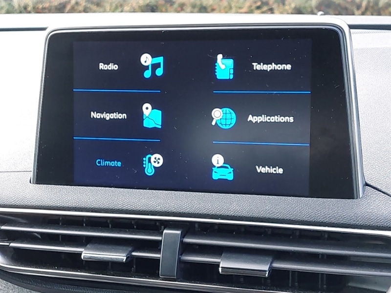 Used Peugeot 3008 2019 for sale - 76907263: Photo 13