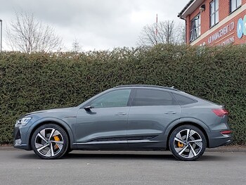 Used Audi e-tron 2023 for sale - 78169528: Photo