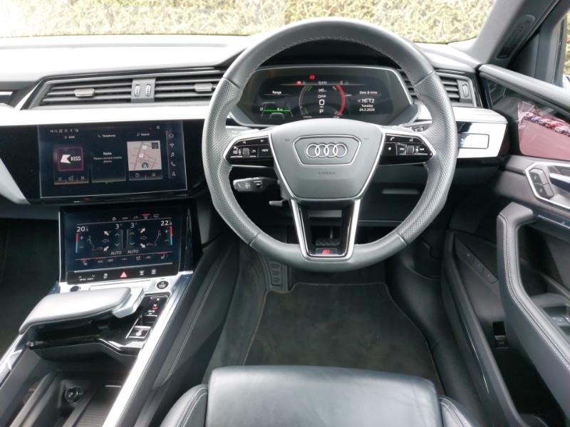 Used Audi e-tron 2023 for sale - 78169528: Photo 7