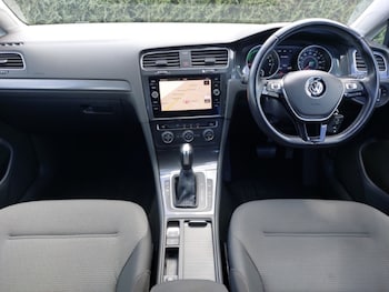 Used Volkswagen Golf 2020 for sale - 78848635: Photo