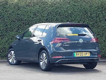 Used Volkswagen Golf 2020 for sale - 78848635: Photo