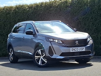 Used Peugeot 5008 2023 for sale - 79549982: Photo
