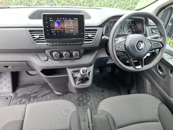 Used Renault Trafic 2024 for sale - 79368329: Photo