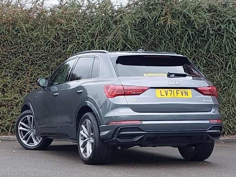 Used Audi Q3 2021 for sale - 76543842: Photo 3