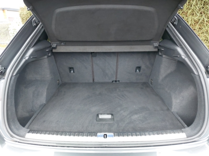 Used Audi Q3 2021 for sale - 76543842: Photo 8