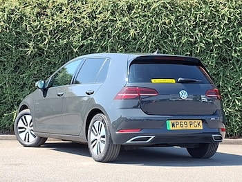 Used Volkswagen Golf 2020 for sale - 79247223: Photo