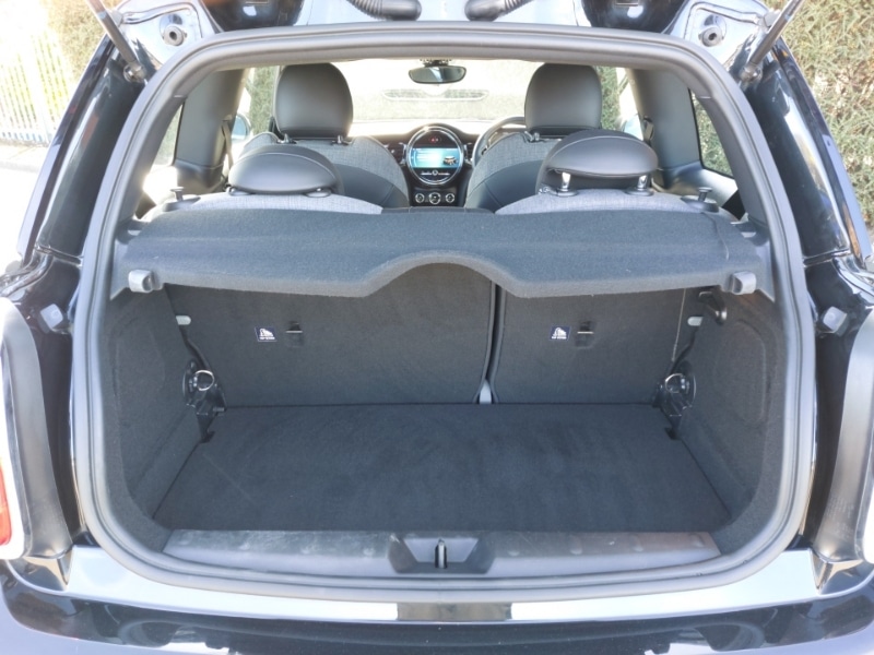 Used MINI Hatch 2023 for sale - 77922199: Photo 8