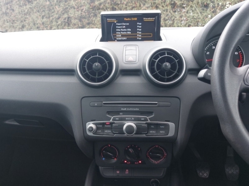 Used Audi A1 2015 for sale - 77818386: Photo 10