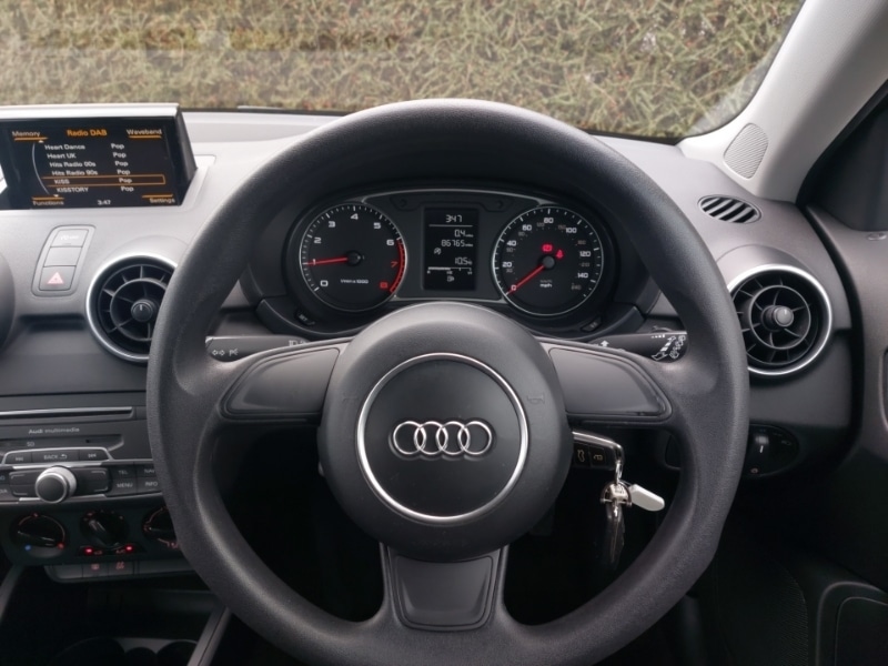 Used Audi A1 2015 for sale - 77818386: Photo 17