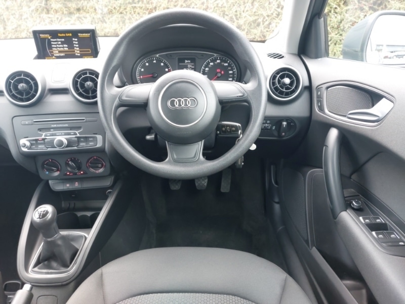 Used Audi A1 2015 for sale - 77818386: Photo 7