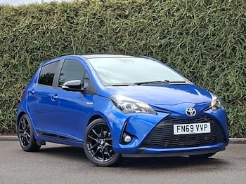 Used Toyota Yaris 2019 for sale - 79586532: Photo