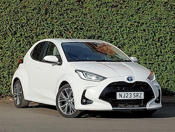 Used Toyota Yaris 2023 for sale - 78355618: Photo