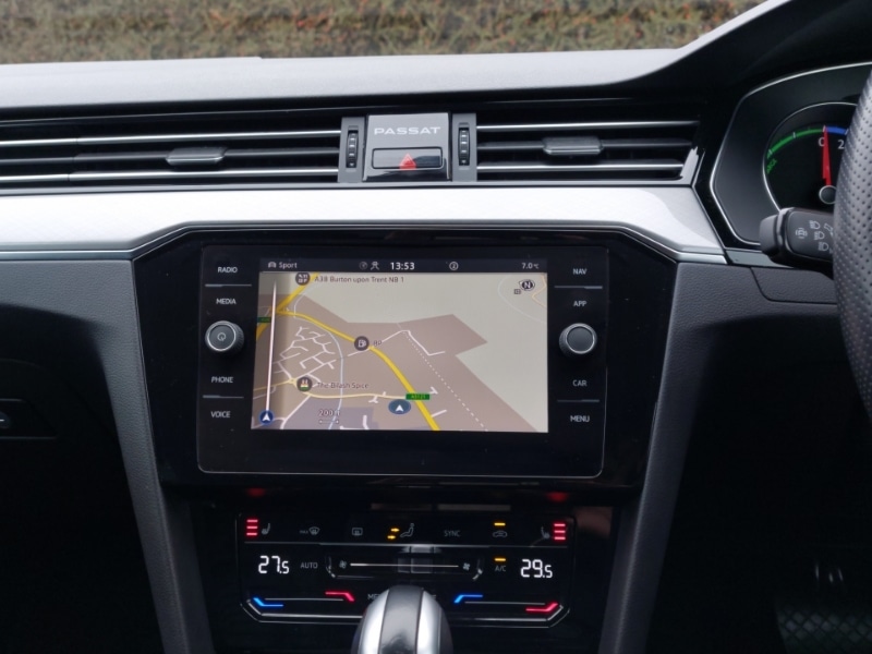 Used Volkswagen Passat 2022 for sale - 77623420: Photo 10