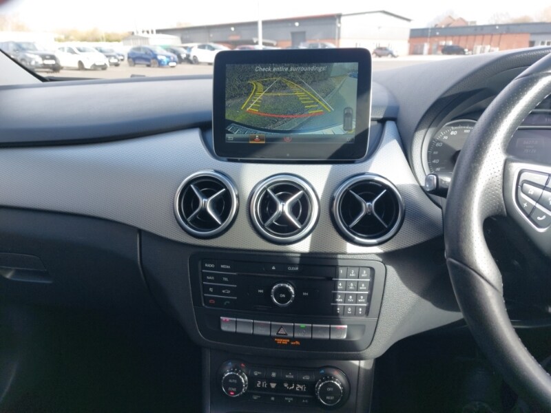 Used Mercedes-Benz B Class 2016 for sale - 77816162: Photo 11