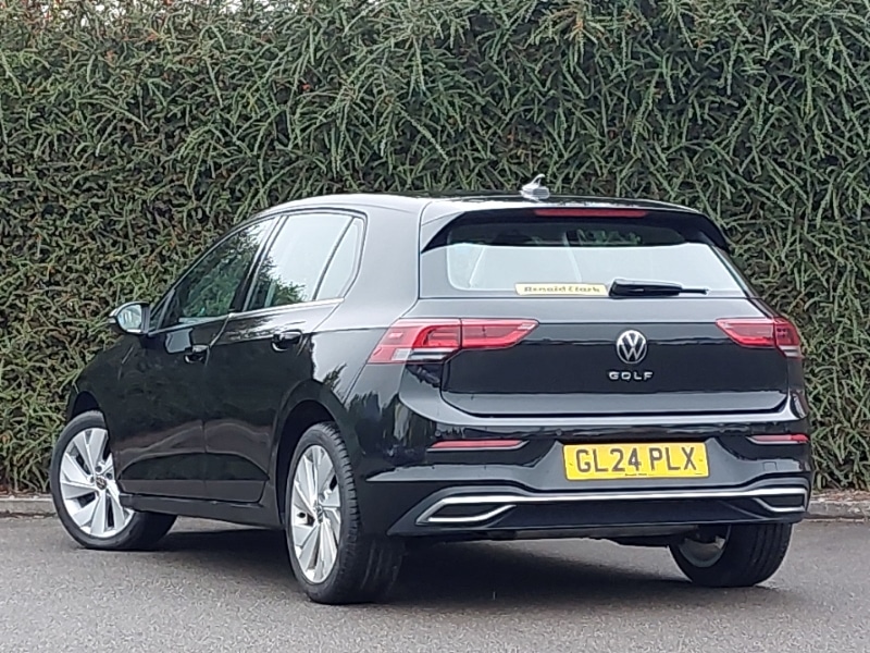 Used Volkswagen Golf 2024 for sale - 77596238: Photo 3